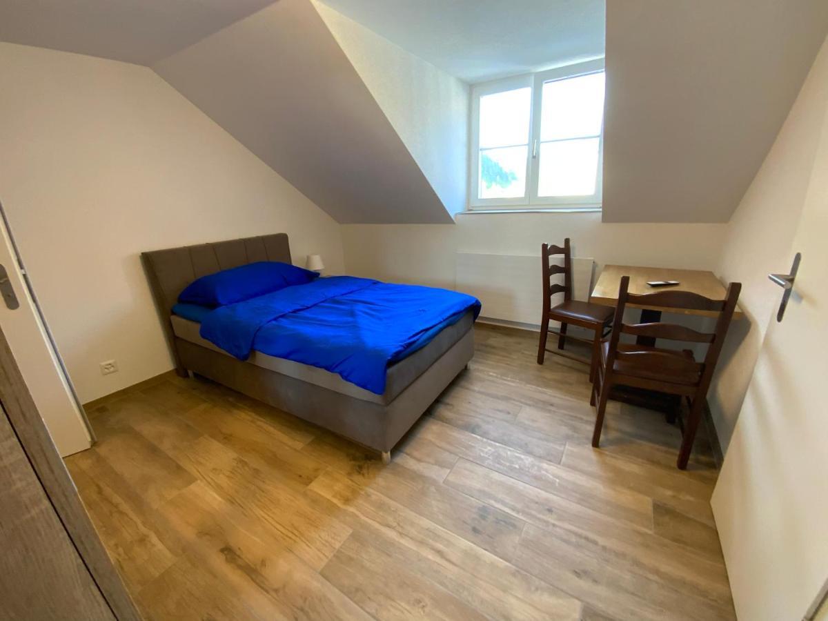 Hotel Gasthof Engel Kleinlutzel Екстер'єр фото